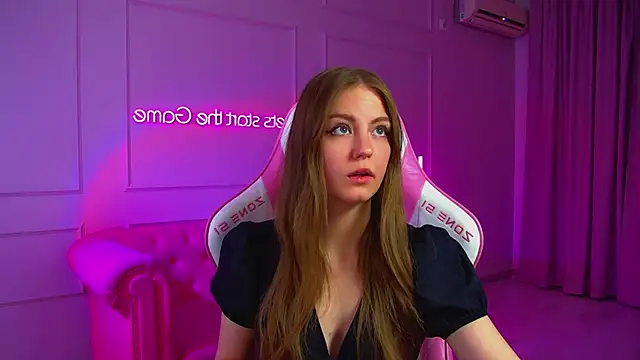 Snapshot of SofiaSarvains chatting on June 10, 6:20 pm SofiaSarvains online show from June 10, 6:20 pm
