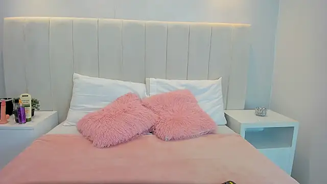 Anny bakers  online show from July 3, 11:28 am