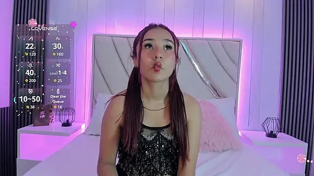 Anny bakers  online show from May 13, 11:39 am