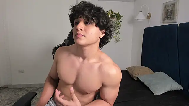 latin beast4 online show from June 15, 8:19 pm