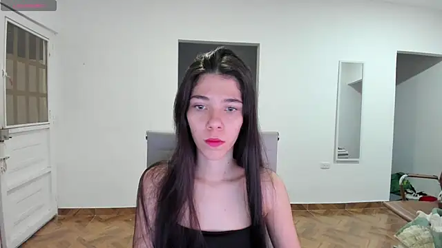 cutesofiaa online show from June 25, 4:54 am