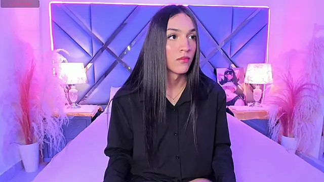 Snapshot of MadisonHerrera chatting on May 15, 5:44 pm MadisonHerrera online show from May 15, 5:44 pm