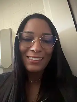 Snapshot of emba_cam chatting on May 12, 12:11 pm emba cam online show from May 12, 12:11 pm