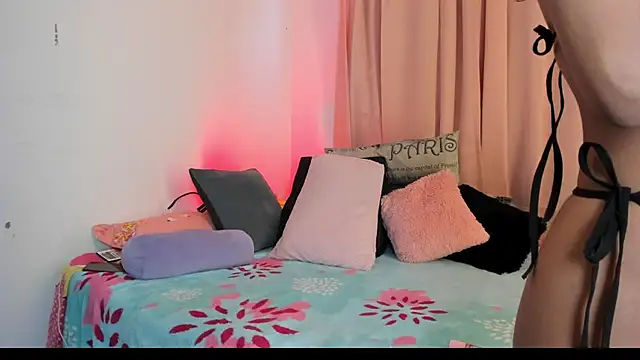 Sophiie dreams online show from July 25, 12:55 pm