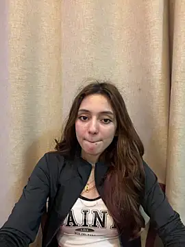 Snapshot of Lilywant chatting on June 1, 3:33 pm Lilywant online show from June 1, 3:33 pm
