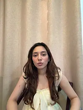Snapshot of Lilywant chatting on June 21, 11:27 am Lilywant online show from June 21, 11:27 am