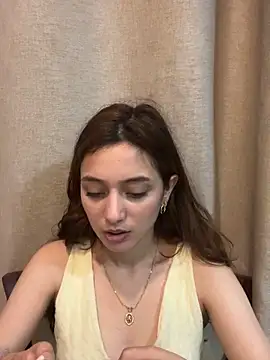 Snapshot of Lilywant chatting on May 20, 3:31 pm Lilywant online show from May 20, 3:31 pm