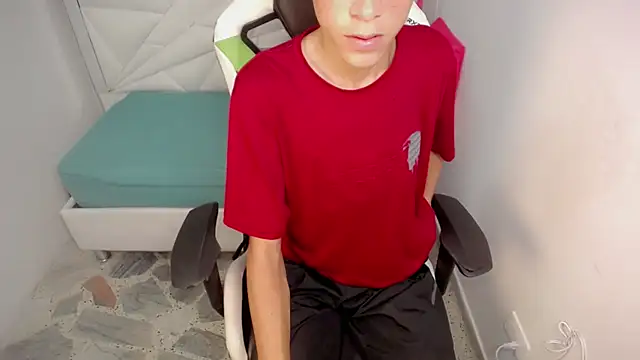 sombra 18 online show from June 2, 2:55 am
