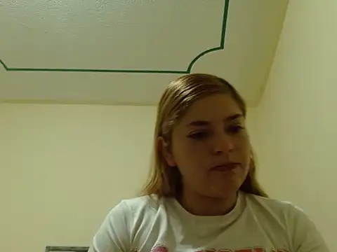 Snapshot of Catalina_sweet_ws chatting on May 9, 11:30 pm Catalina sweet ws online show from May 9, 11:30 pm