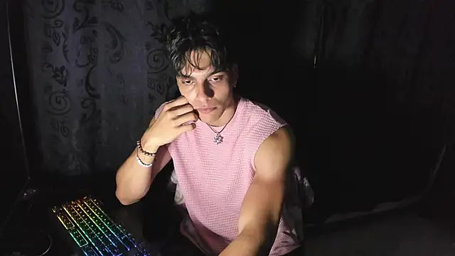 Alessio Valee online show from June 3, 9:54 am