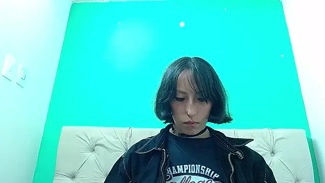 Snapshot of amoremerchmar chatting on June 15, 3:18 am amoremerchmar online show from June 15, 3:18 am