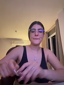 Snapshot of _Niah chatting on August 10, 1:01 am Niah online show from August 10, 1:01 am