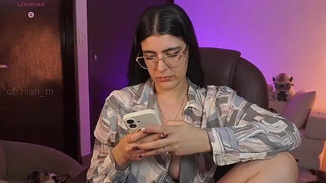  Niah online show from June 2, 12:54 am