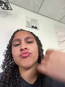 Selene Voon  online show from August 3, 8:04 pm