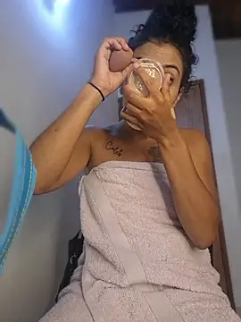 Alondra1810 online show from June 19, 9:42 pm
