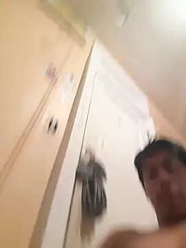 Snapshot of Timmy_T chatting on May 9, 6:28 am Timmy T online show from May 9, 6:28 am