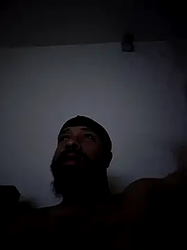 yoursexydaddy8181 online show from May 6, 3:54 am