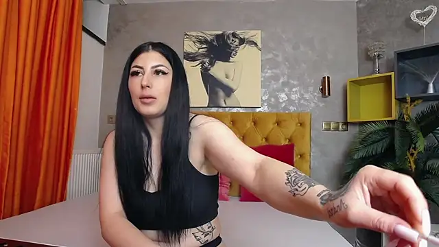 CelyneSkye online show from May 6, 6:06 am