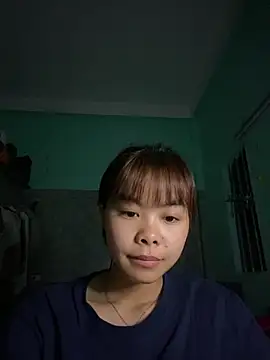 Snapshot of Cry_sexy chatting on May 10, 7:49 pm Cry sexy online show from May 10, 7:49 pm