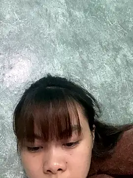 Snapshot of Cry_sexy chatting on June 13, 7:17 am Cry sexy online show from June 13, 7:17 am