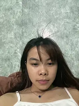 Snapshot of Cry_sexy chatting on June 18, 4:12 pm Cry sexy online show from June 18, 4:12 pm
