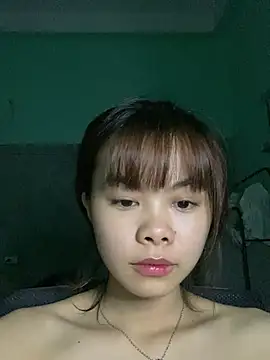 Snapshot of Cry_sexy chatting on June 2, 6:19 pm Cry sexy online show from June 2, 6:19 pm