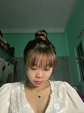 Snapshot of Cry_sexy chatting on May 16, 7:57 pm Cry sexy online show from May 16, 7:57 pm
