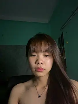 Snapshot of Cry_sexy chatting on June 1, 5:23 pm Cry sexy online show from June 1, 5:23 pm