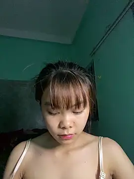 Snapshot of Cry_sexy chatting on June 4, 9:08 pm Cry sexy online show from June 4, 9:08 pm