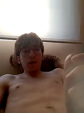 Snapshot of DIEGO970 chatting on May 21, 9:28 am DIEGO970 online show from May 21, 9:28 am