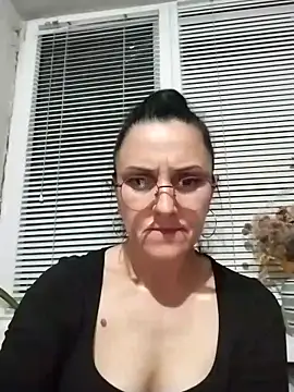 MillaMia45 online show from May 7, 6:22 pm