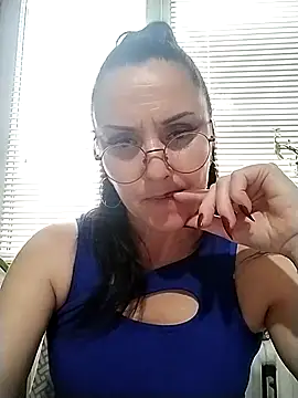 Snapshot of MillaMia45 chatting on May 10, 3:36 pm MillaMia45 online show from May 10, 3:36 pm