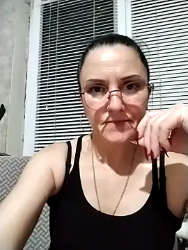 Snapshot of MillaMia45 chatting on May 12, 7:31 pm MillaMia45 online show from May 12, 7:31 pm