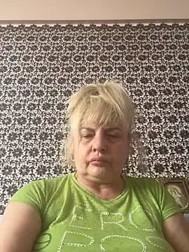 AnastasiaGrey777 online show from July 16, 4:42 am