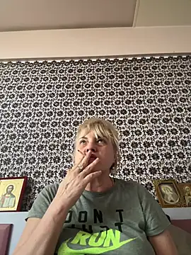 Snapshot of AnastasiaGrey777 chatting on June 21, 5:02 am AnastasiaGrey777 online show from June 21, 5:02 am