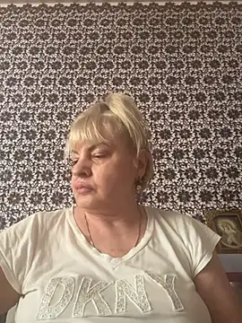 AnastasiaGrey777 online show from June 28, 3:57 am