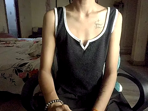 Sexyrossy7 online show from May 29, 6:52 am