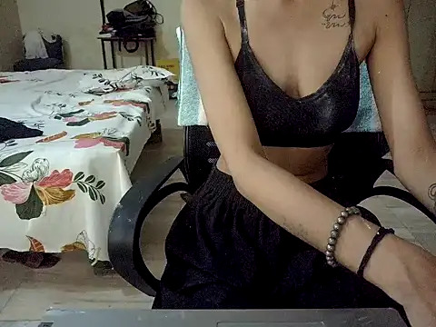 Sexyrossy7 online show from May 28, 6:47 pm