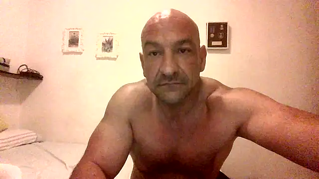 oFg3H5Dj online show from May 31, 8:09 pm