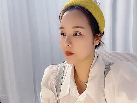 Snapshot of Qingqing19 chatting on May 11, 2:13 am Qingqing19 online show from May 11, 2:13 am