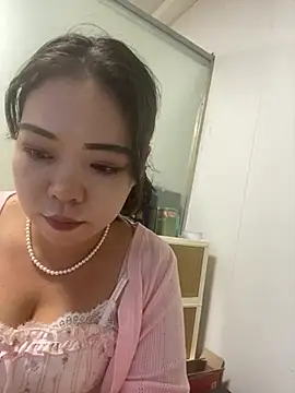 tutu13145 online show from May 5, 2:53 pm