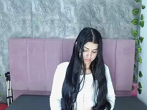 Alysrous Mar online show from May 5, 3:26 pm