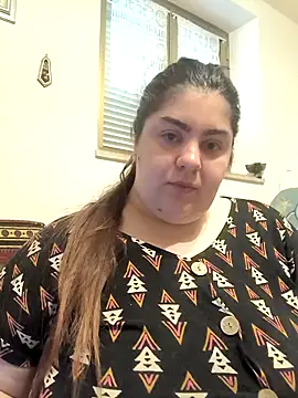 SaphiraNoir online show from May 13, 10:44 am
