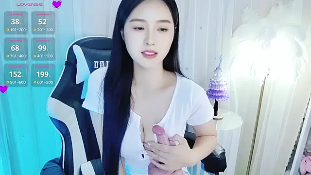 OvObbit  online show from May 12, 8:59 pm