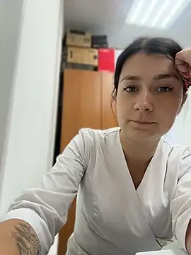 MissElya online show from July 6, 4:42 pm