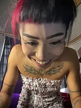 Snapshot of suky_fox chatting on August 8, 5:53 pm suky fox online show from August 8, 5:53 pm