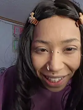 Snapshot of suky_fox chatting on June 25, 5:07 pm suky fox online show from June 25, 5:07 pm