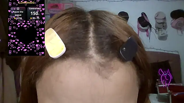Snapshot of suky_fox chatting on June 18, 1:48 am suky fox online show from June 18, 1:48 am