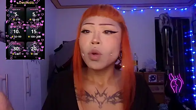 Snapshot of suky_fox chatting on May 11, 3:51 pm suky fox online show from May 11, 3:51 pm