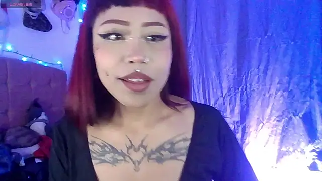Snapshot of suky_fox chatting on July 29, 11:48 pm suky fox online show from July 29, 11:48 pm